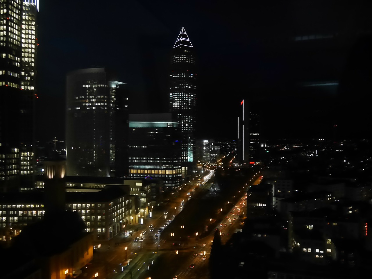 Frankfurtas, Naktis, Messeturm, Dangoraižis, Panorama, Architektūra, Miestas, Eismas, Nemokamos Nuotraukos,  Nemokama Licenzija