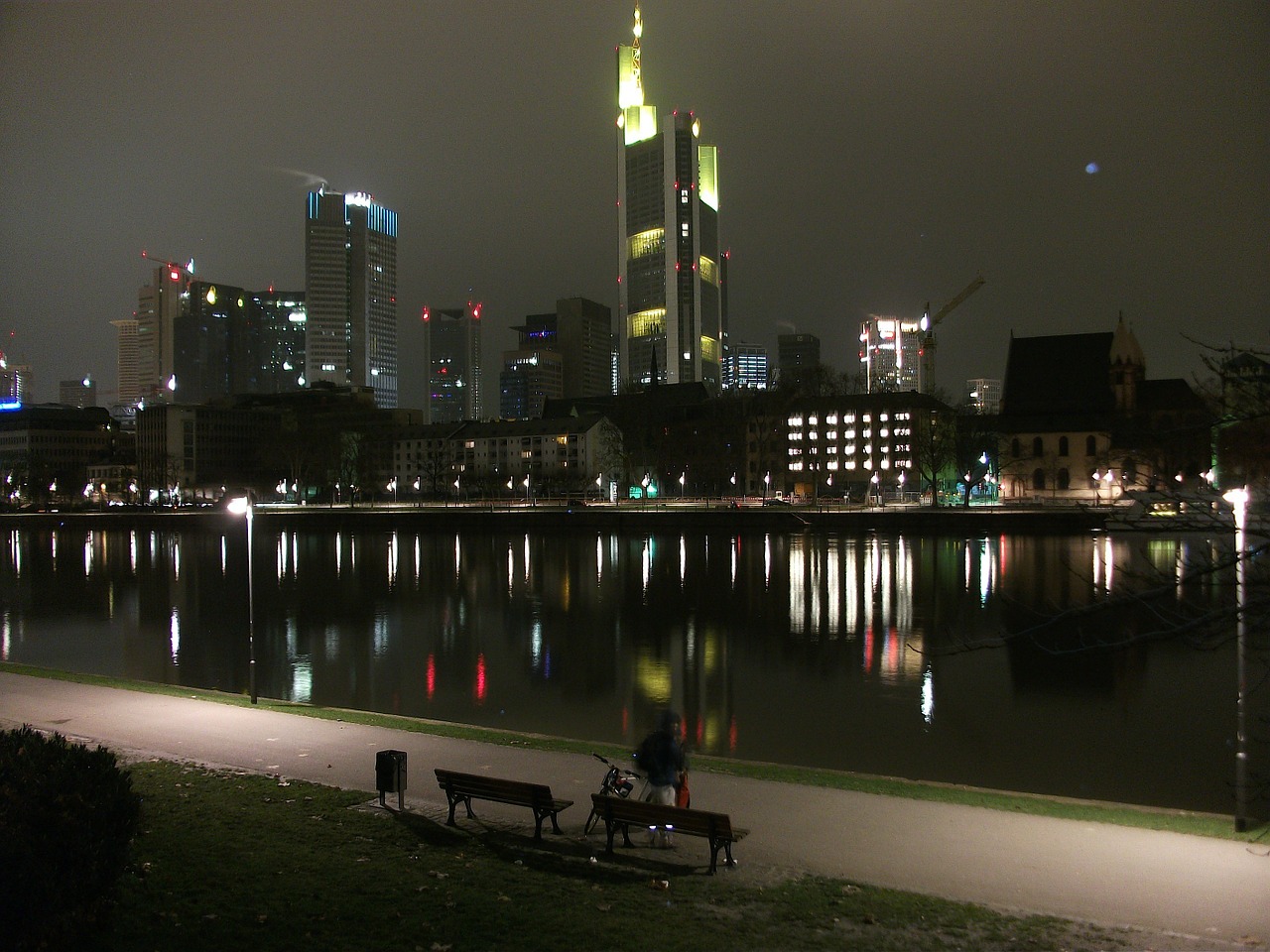 Frankfurtas, Vokietija, Miestas, Miestai, Vanduo, Upė, Įlanka, Apmąstymai, Dangoraižiai, Pastatai