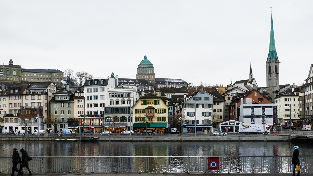 Fraumünster, Bažnyčia, Katedra, Zurich, Limmat, Upė, Orientyras, Šveicarija, Architektūra, Pastatas