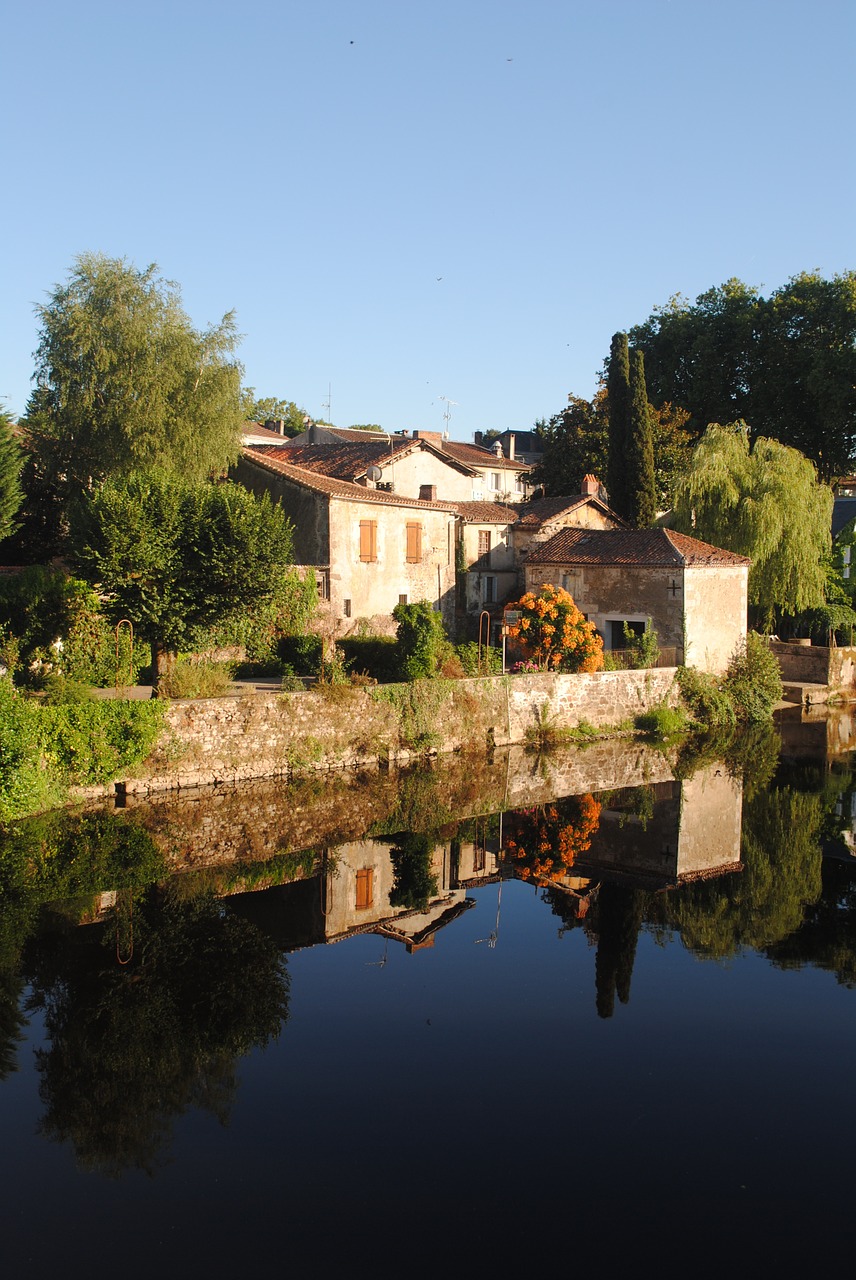 Prancūzų Kaimas, Sunaikina, Upės Vaizdas, Namai Vandenyje, Dordogne, Upė, Vanduo, France, Namas, Vaizdas