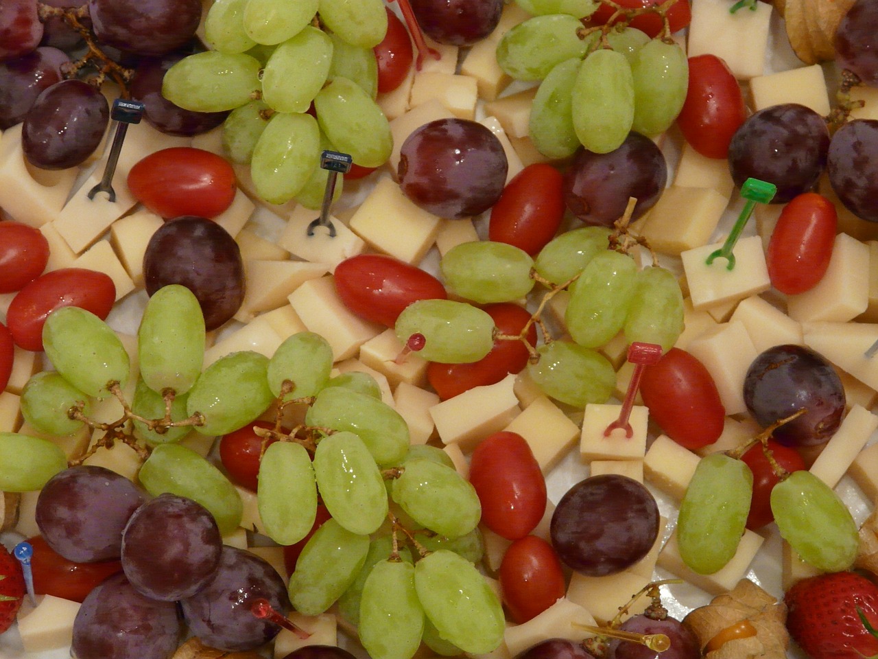 Vaisiai, Vynuogės, Pomidorai, Sūris, Nerija, Nemokamos Nuotraukos,  Nemokama Licenzija