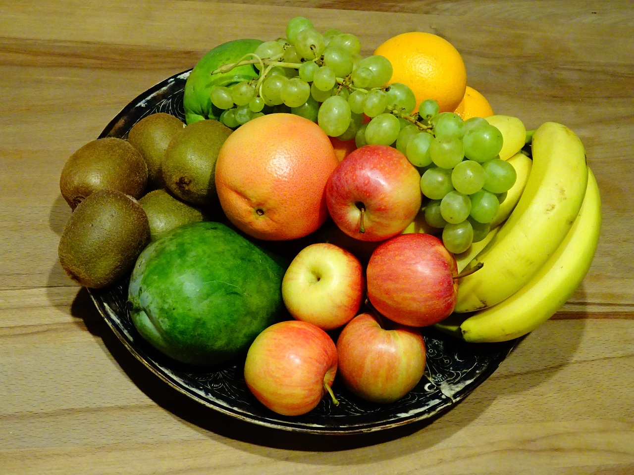 Vaisiai, Oranžinė, Vaisiai, Maistas, Bananai, Kivi, Vitaminai, Sveikas, Vaisių Dubuo, Vynuogės