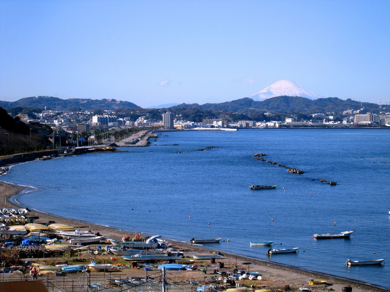 Žuvų Valtis, Otsu, Pakrante, Tokijo Įlankoje, Yokosuka, Kanagawa Japonija, Japonija, Mėlyna, Aiški Danga, Antomasako