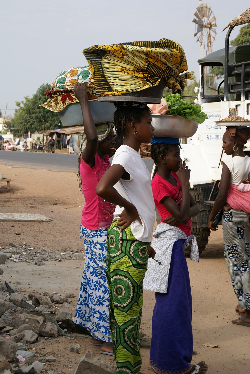 Gambia, Mergaitės, Žuvų Parduotuvė, Afrika, Kasdienis Gyvenimas, Nemokamos Nuotraukos,  Nemokama Licenzija