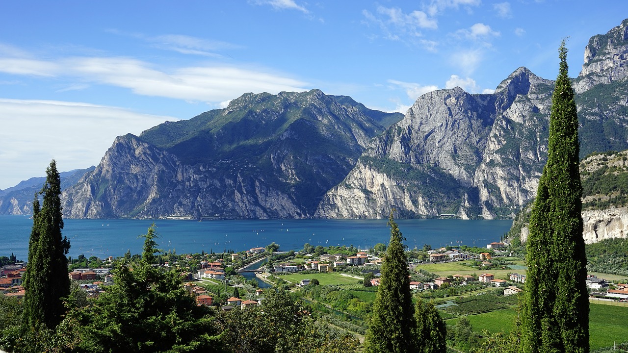 Garda, Lago Di Garda, Ežeras, Gamta, Ežero Vaizdas, Lombardija, Nemokamos Nuotraukos,  Nemokama Licenzija