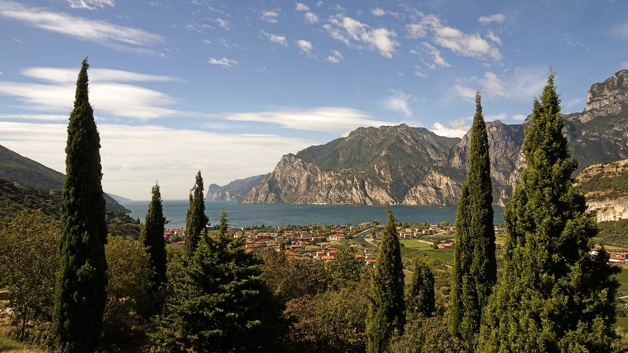 Garda, Lago Di Garda, Ežeras, Gamta, Ežero Vaizdas, Lombardija, Nemokamos Nuotraukos,  Nemokama Licenzija