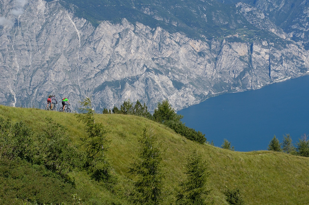 Garda, Kalnų Dviračiai, Ežeras, Lago Di Garda, Kalnai, Akmens Siena, Vasara, Iš Viršaus, Paukščio Skrydžio Vaizdas, Platus