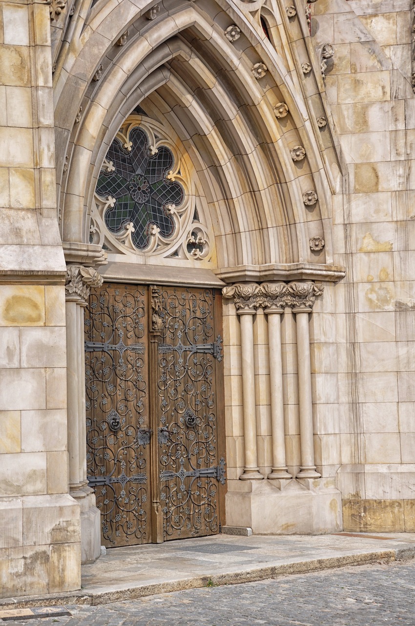 Vartai, Bažnyčios Durys, Įėjimas Į Bažnyčią, Dekoruotos Durys, Bazilika, Menas, Nysa, Architektūra, Pastatas, Katedra