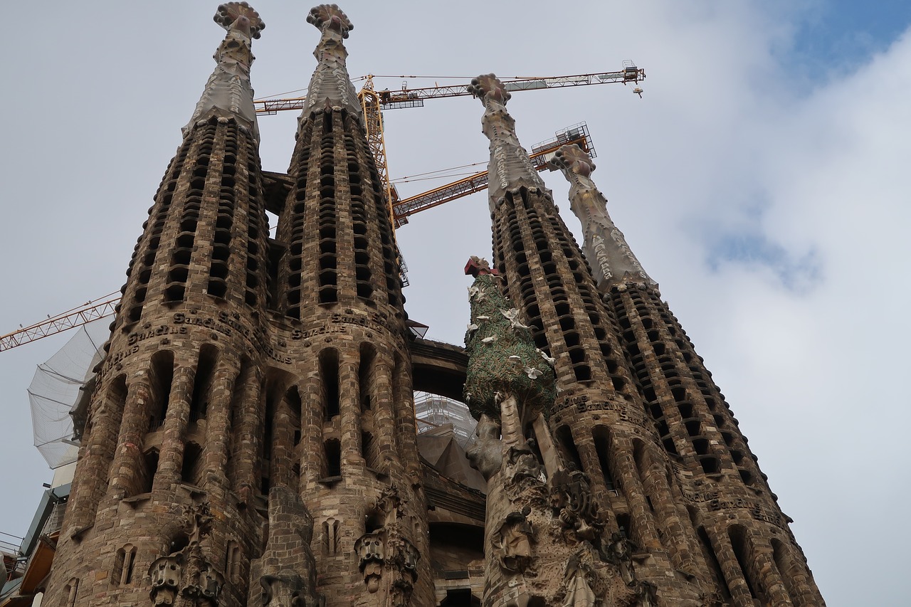 Gaudi, Barcelona, Gaudi Katedra, Butas Emilia, La Sagrada Familia, Nemokamos Nuotraukos,  Nemokama Licenzija