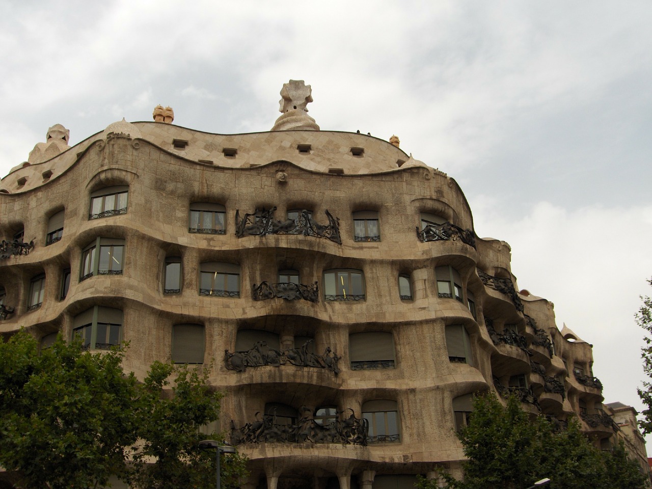Gaudí, Pastatas, Barcelona, Miesto, Architektūra, Nemokamos Nuotraukos,  Nemokama Licenzija
