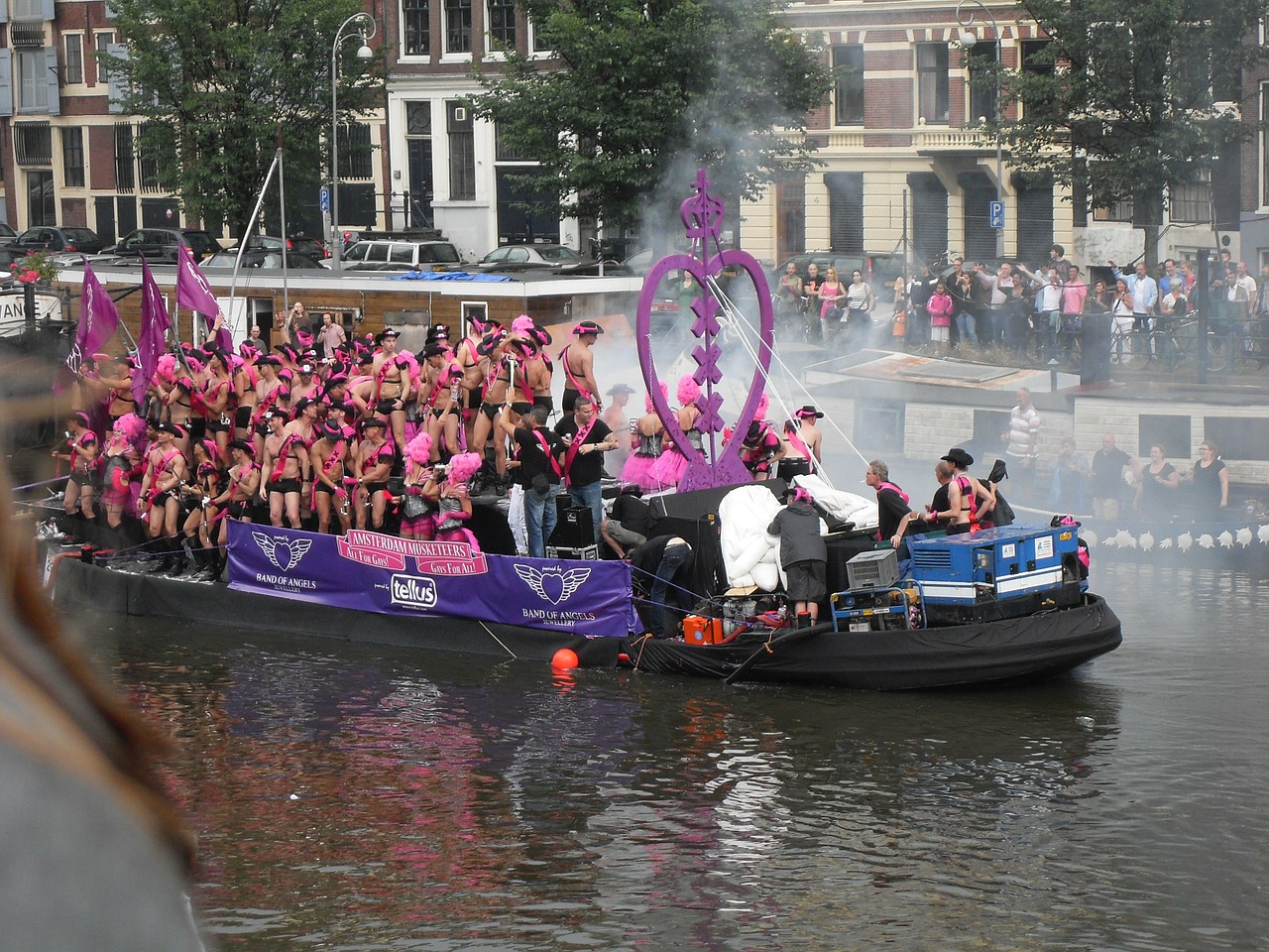 Gėjų Paradas Sumuštas, Amsterdamas, Vakarėlis, Rožinis, Linksmas, Nemokamos Nuotraukos,  Nemokama Licenzija