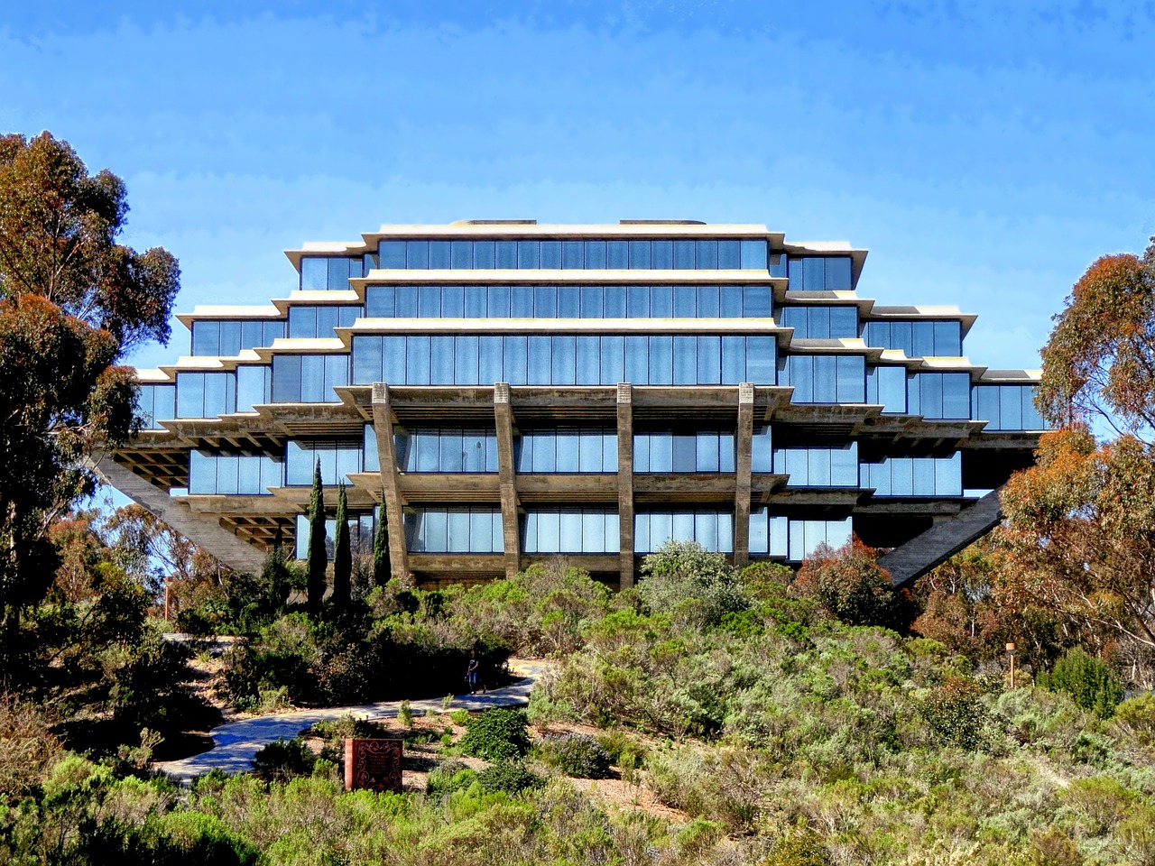 Geisel Biblioteka, San Diego, Kalifornija, Vaizdingas, Pastatas, Architektūra, Medžiai, Augalai, Gamta, Lauke