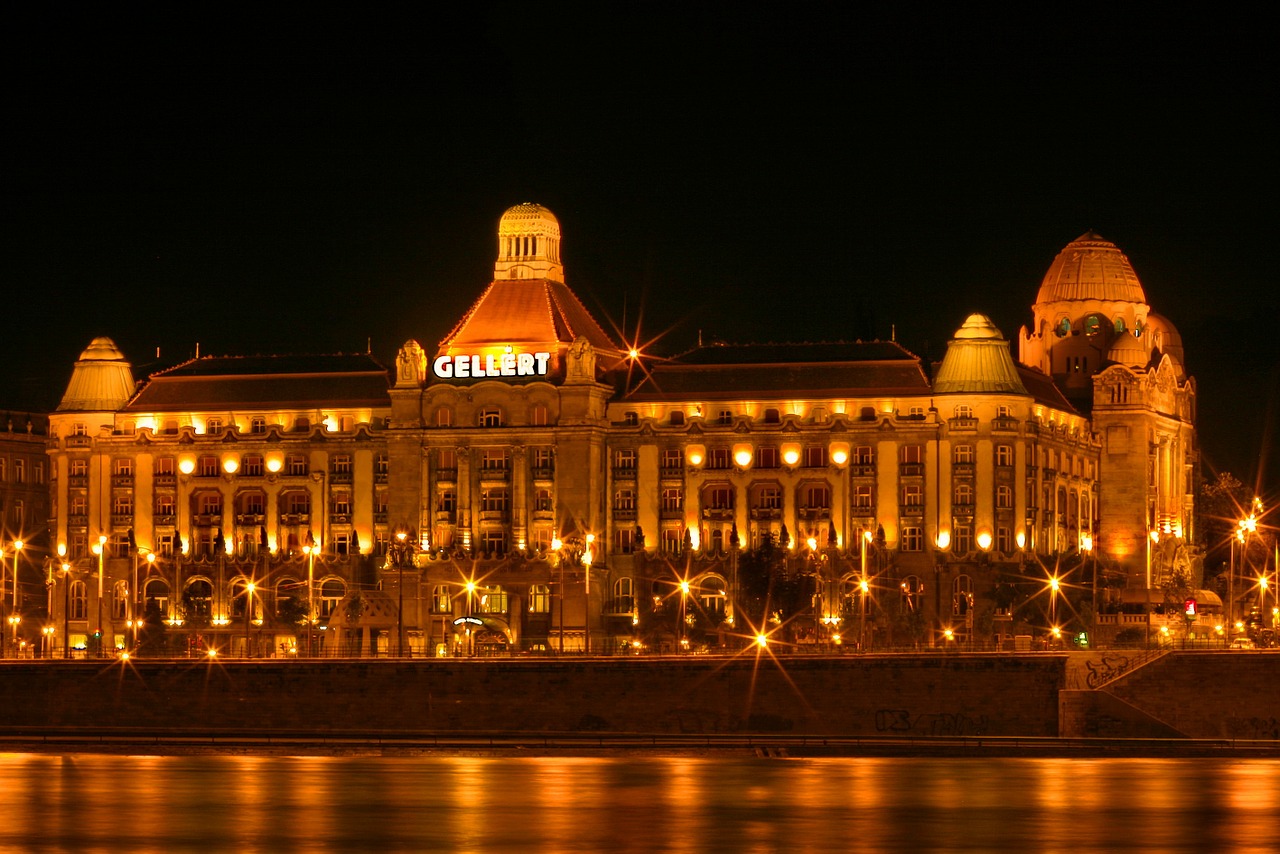 Gellert Vonios, Vengrija, Budapest, Vonia, Ilgas Užrakto Greitis, Naktinė Nuotrauka, Danube, Naktį, Žibintai, Nemokamos Nuotraukos