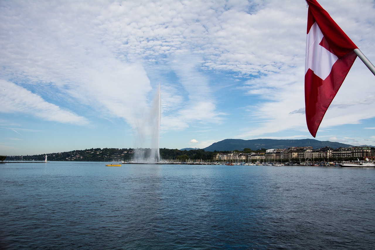 Geneva, Fontanas, Lankytinos Vietos, Ežero Geneva, Šveicarija, Nuotaika, Vanduo, Ežeras, Vėliava, Nemokamos Nuotraukos