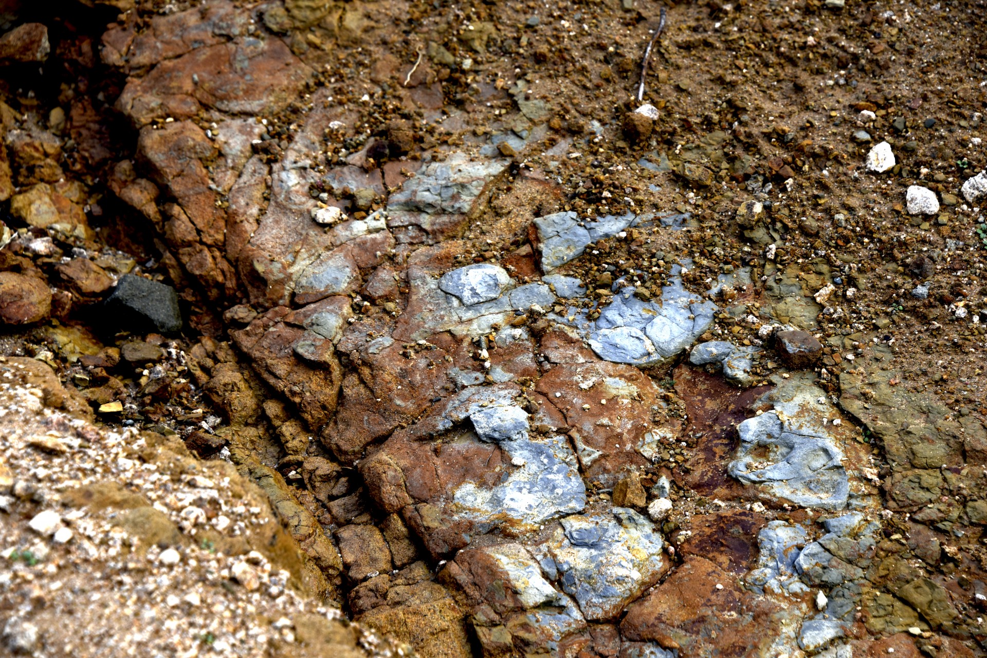 Akmenys,  Rokas,  Geologija,  Mineralinis,  Kalnas,  Veidas,  Mėlynas,  Ruda,  Lauke,  Geologija Kalifornijoje