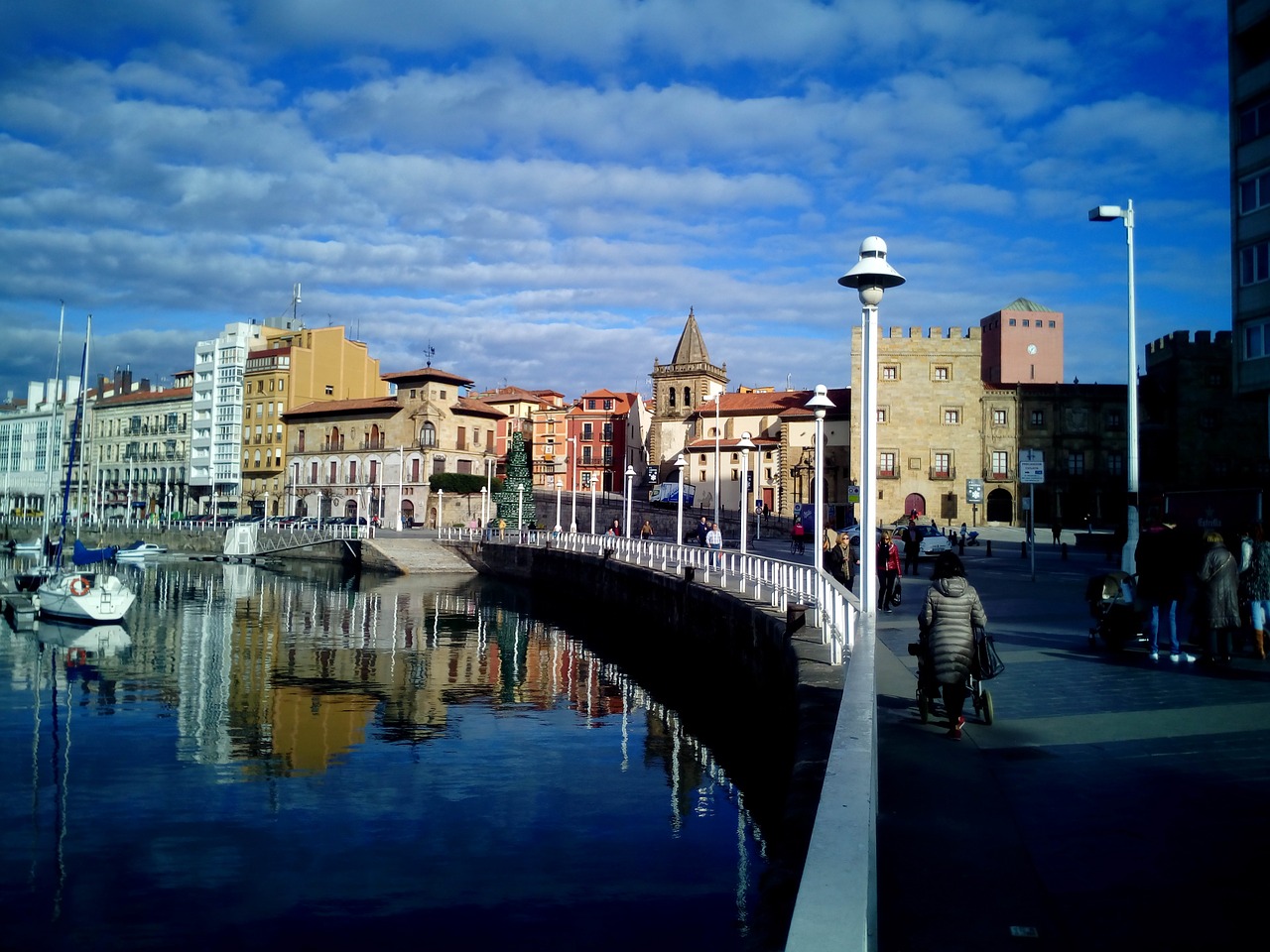 Gijón, Asturias, Ispanija, Papludimys, Costa, Jūra, Dangus, Debesys, Turizmas, Žavesys