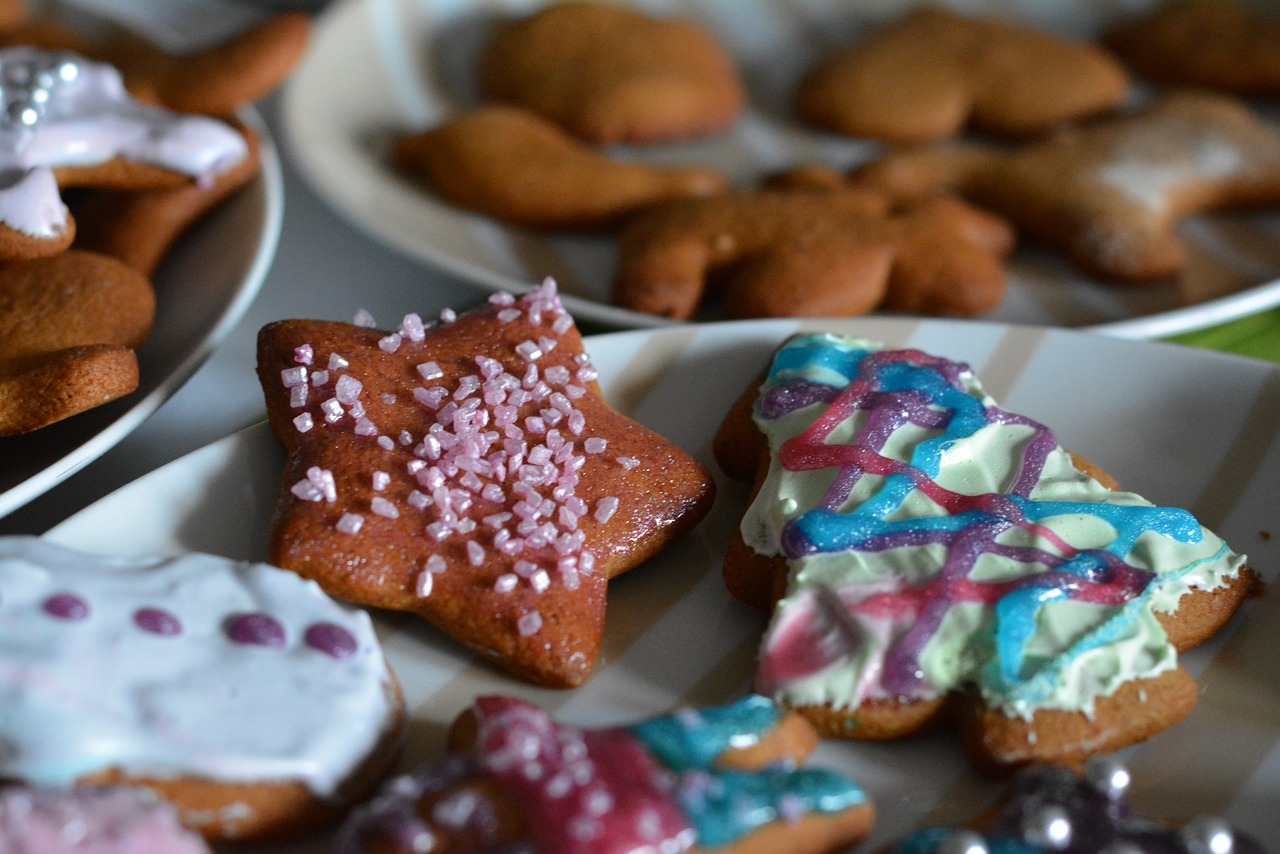 Meduoliai, Deginimas, Dekoravimas, Glaistymas, Glace, Saldus, Kalėdos, Žvaigždutė, Kalėdų Eglutė, Nemokamos Nuotraukos