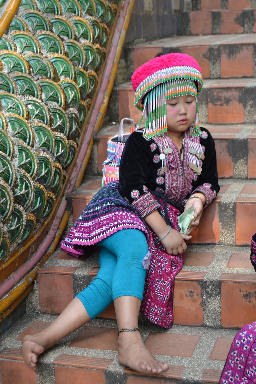 Mergaitė, Liūdnas, Hmong, Mergaičių Gentis Hmong, Sėdi, Tailandas, Spalva, Kopėčios, Kultūra, Laiptai