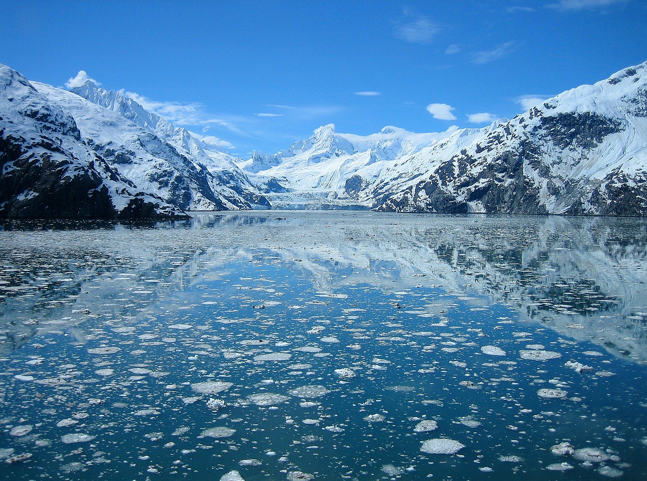 Ledynas, Alaska, Ežero Vanduo, Apmąstymai, Dangus, Debesys, Kalnai, Vaizdingas, Vista, Žiema