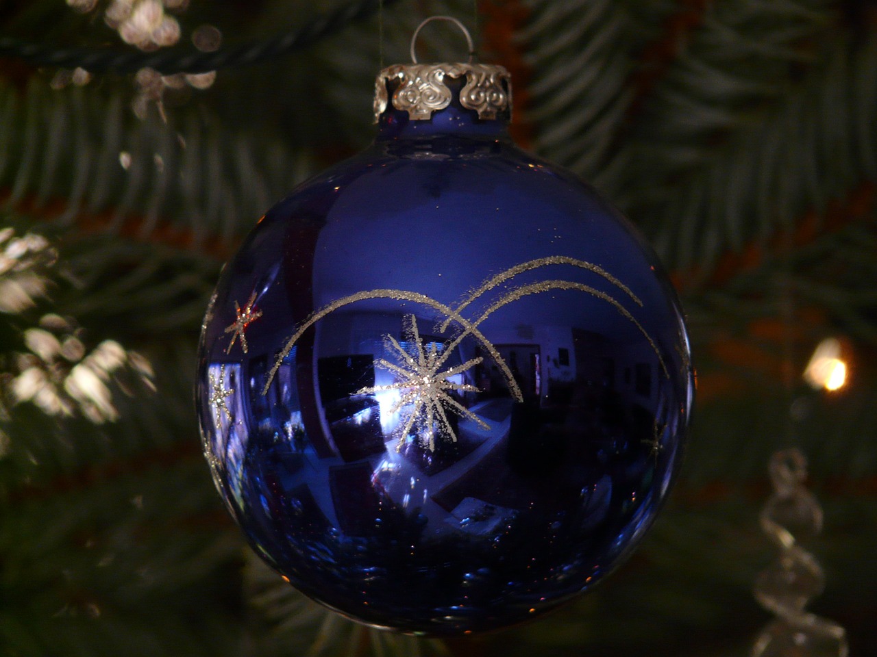Stiklo Rutulys, Kalėdinis Ornamentas, Rutulys, Kalėdų Papuošalai, Kalėdų Papuošalas, Weihnachtsbaumschmuck, Mėlynas, Kalėdos, Priklausyti, Spindesys