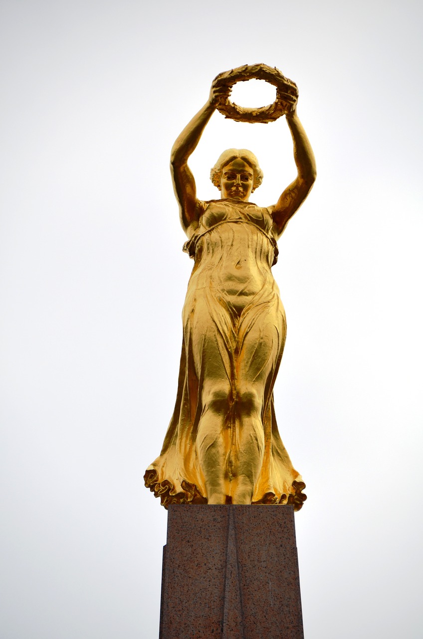 Gelis Fra, Paminklas, Liuksemburgas, Nike, Pergalės Deivė, Laisvės Karalienė, Liuksemburgo Moteriškoji Rožė, Paauksuota Bronzos Statula, Aukso Statula, Statula