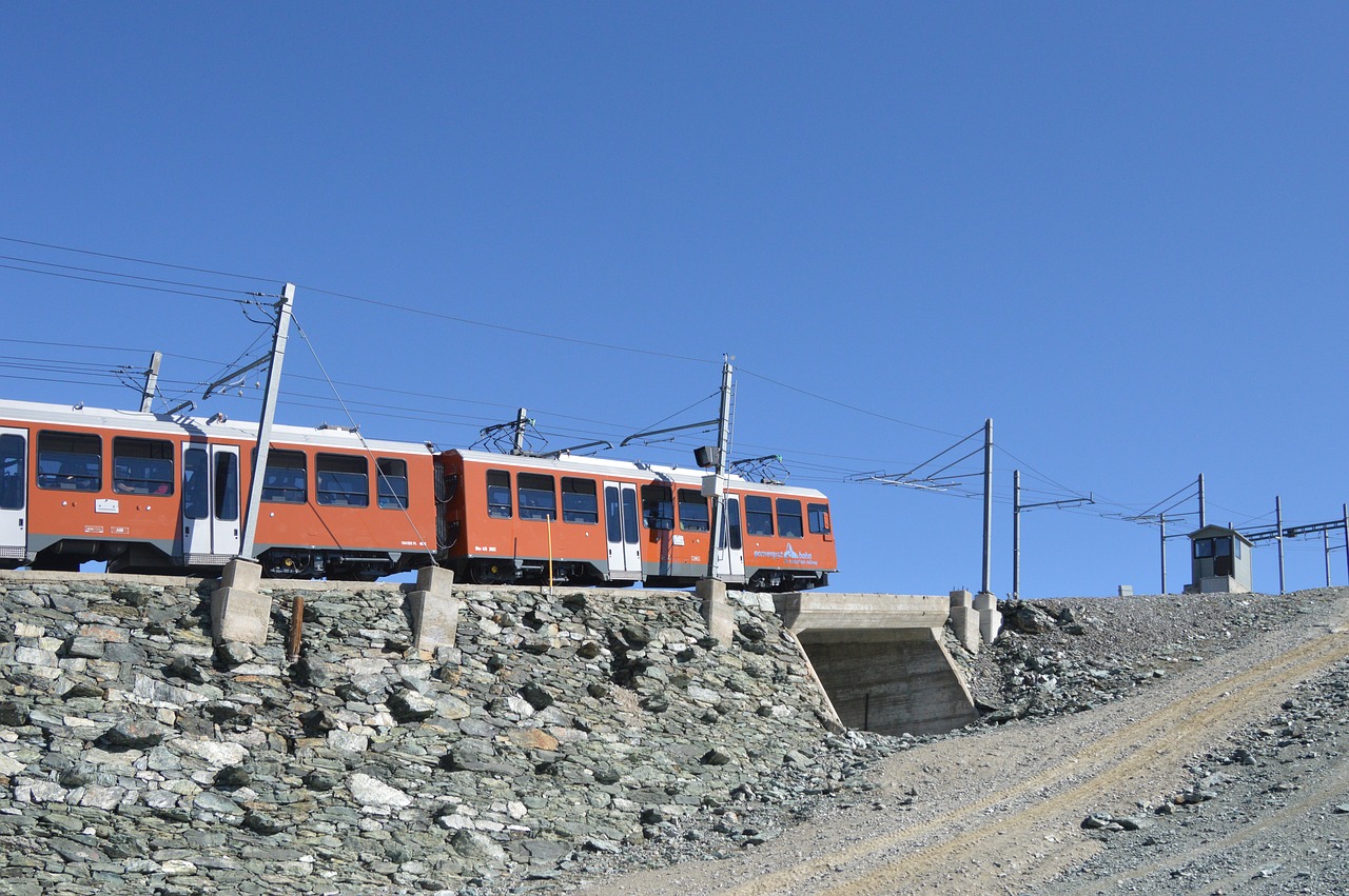 Gornergrat,  Gornergrat Bahn,  Šveicarija,  Inžinerija,  Vasara,  Kalnų,  Sraigtelis Ratų Geležinkelio,  Krumpliastiebio Mechanizmas, Nemokamos Nuotraukos,  Nemokama Licenzija