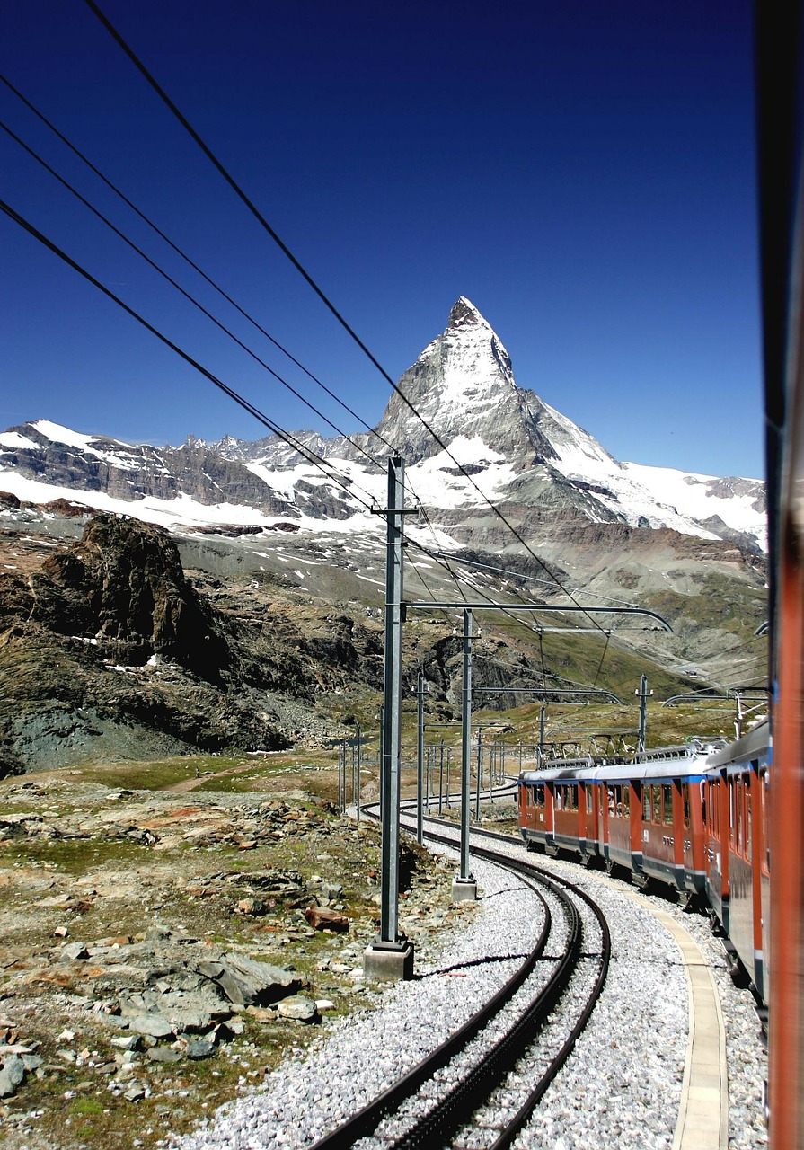Gornergrat, Matterhorn, Šveicarija, Kalnai, Stovo Geležinkelis, Kalnų Geležinkelis, Traukinys, Geležinkelis, Atrodė, Geležinkelių Transportas
