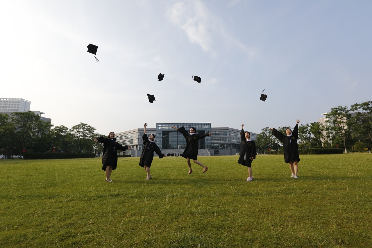 Baigimas, Universitetas, Klasiokas, Šokinėti, Mesti Skrybėlės, Nemokamos Nuotraukos,  Nemokama Licenzija