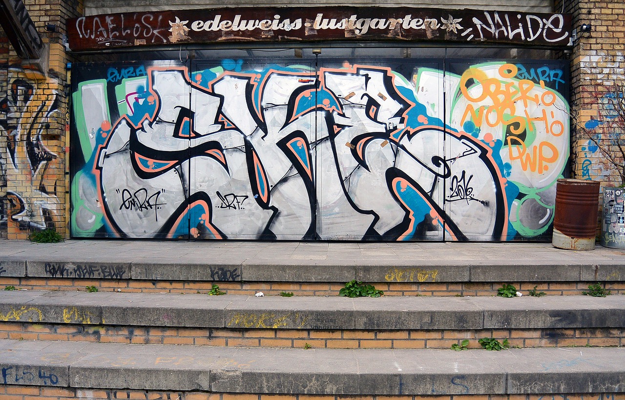 Grafiti, Gatvės Menas, Miesto Menas, Menas, Purkštuvas, Fjeras, Berlynas, Kreuzberg, Laiptai, Nemokamos Nuotraukos