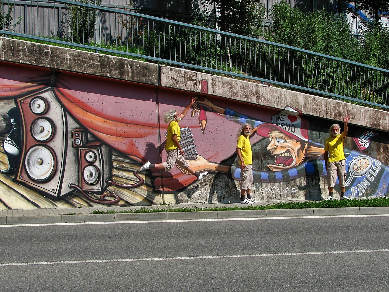 Grafiti, Grafiti Siena, Brno, Čekų, Dažyti, Purkšti, Gatvė, Gatvės Menas, Meno, Autoportretas