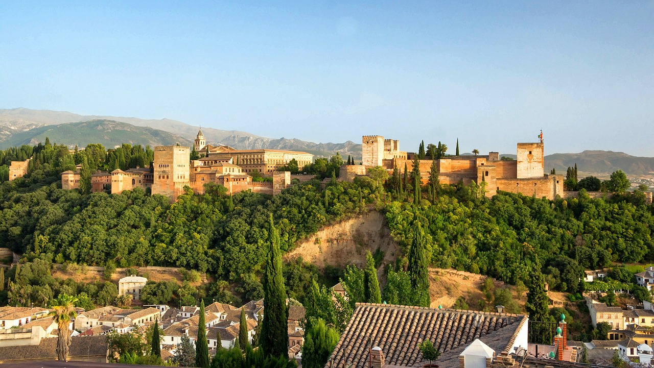 Granada, Ispanija, Pastatai, Alhambra, Pilis, Tvirtovė, Medžiai, Architektūra, Orientyras, Istorinis