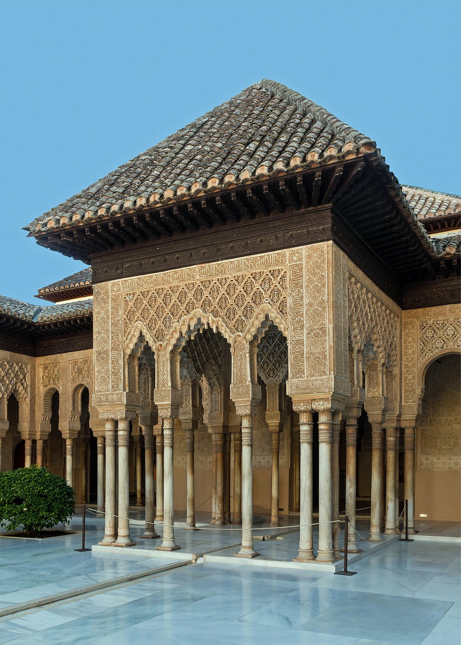 Granada, Ispanija, Kiemas, Paviljonas, Architektūra, Pastatas, Struktūra, Plaza, Apmąstymai, Nemokamos Nuotraukos