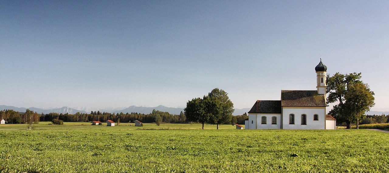 Žolė,  Kaimas,  Gamta,  Žemė,  Dangus,  Žemdirbystė,  Vasara,  Namai,  Panorama,  Architektūra