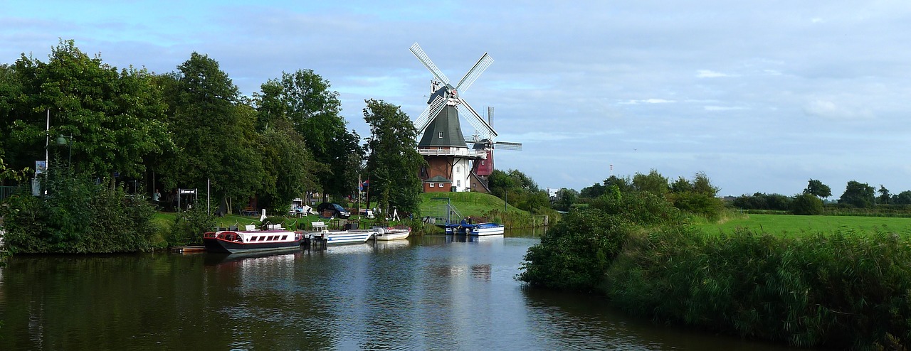 Greetsiel, Greetsieler Zwillingsmühlen, Rytinė Frisia, Vėjo Malūnas, Vokietija, Šiaurės Jūra, Dvigubos Vėjo Malūnai, Nemokamos Nuotraukos,  Nemokama Licenzija