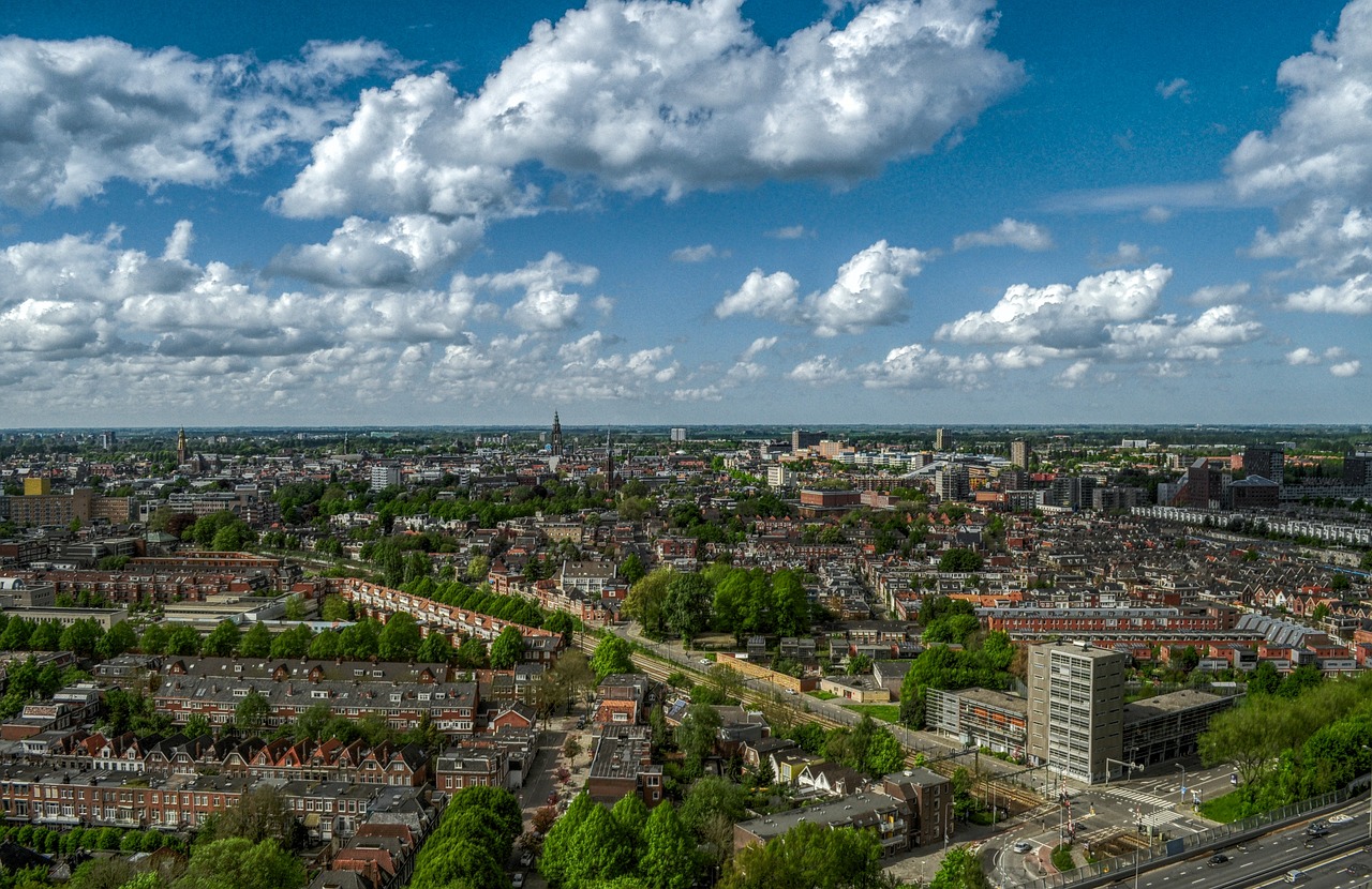 Groningenas, Miestas, Vaizdas, Miesto Panorama, Panorama, Nyderlandai, Pastatai, Panorama, Medžiai, Dangus