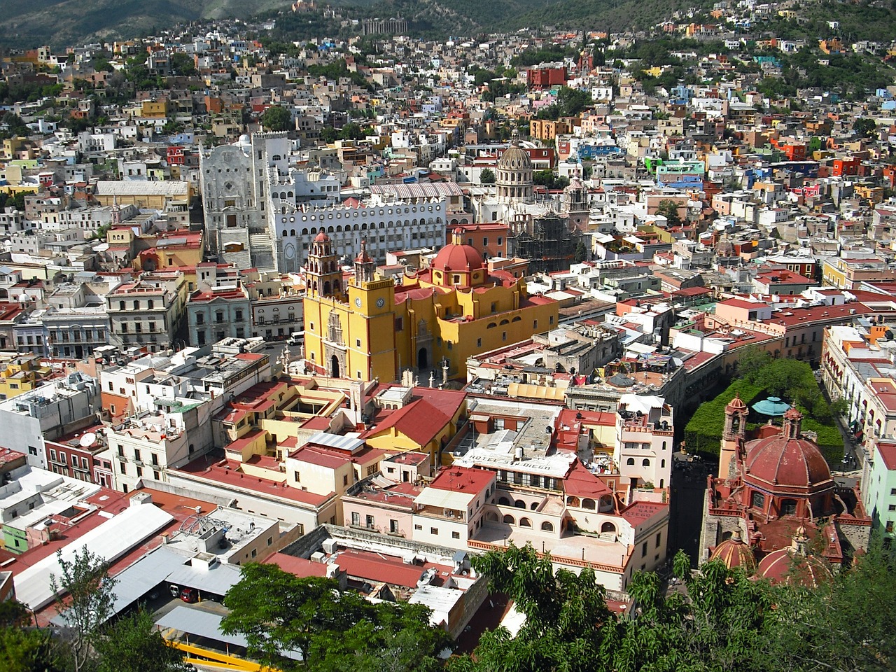 Guanajuato, Meksika, Miestas, Istorinis, Miesto Panorama, Meksikietis, Spalvinga, Vaizdingas, Miestas, Nemokamos Nuotraukos
