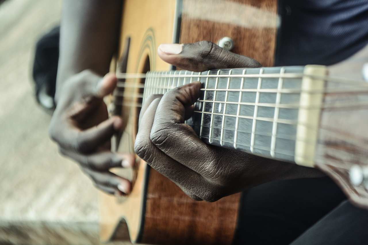Gitara, Muzikantas, Muzikinis, Rankos, Afroamerikietis, Instrumentai, Nemokamos Nuotraukos,  Nemokama Licenzija