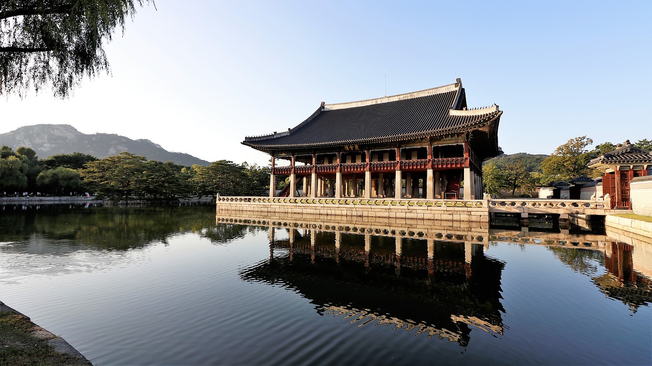Gyeongbok Rūmai, Gyeonghoeru, Uždraustasis Miestas, Stogo Čerpė, Korėjos Respublika, Tradicinis, Kultūros Vertybė, Korėjiečių Kalba, Namai, Korėjos Kultūra