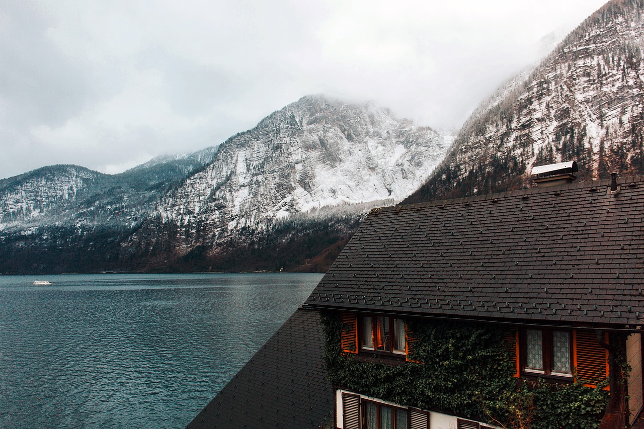 Hallstatt, Austria, Kalnai, Žiema, Sniegas, Ežeras, Vanduo, Namas, Namai, Kaimas