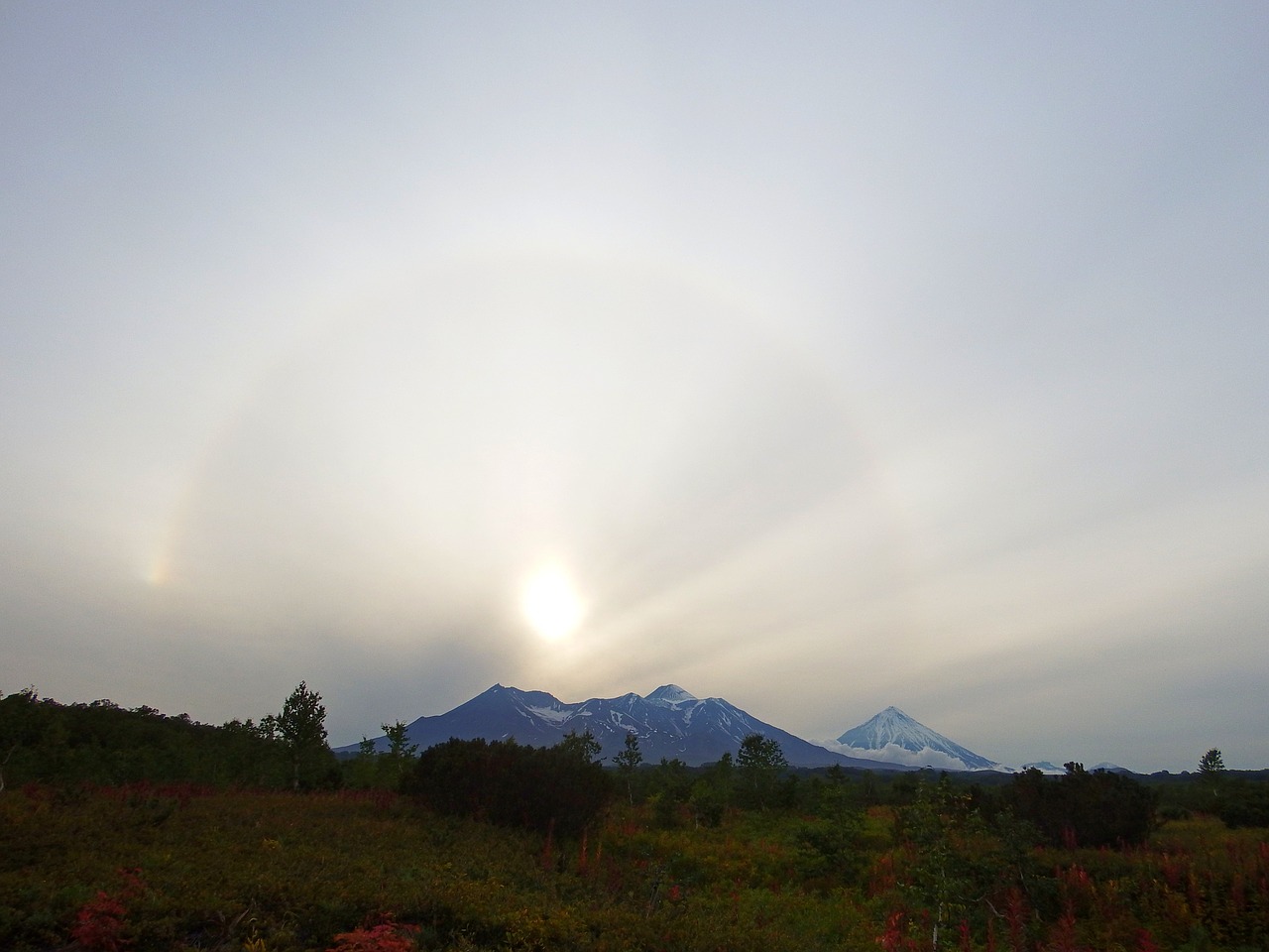 Halo, Saulės Šviesa, Ugnikalniai, Miškas, Medžiai, Blogas Oras, Prognozė, Vakaras, Twilight, Debesis