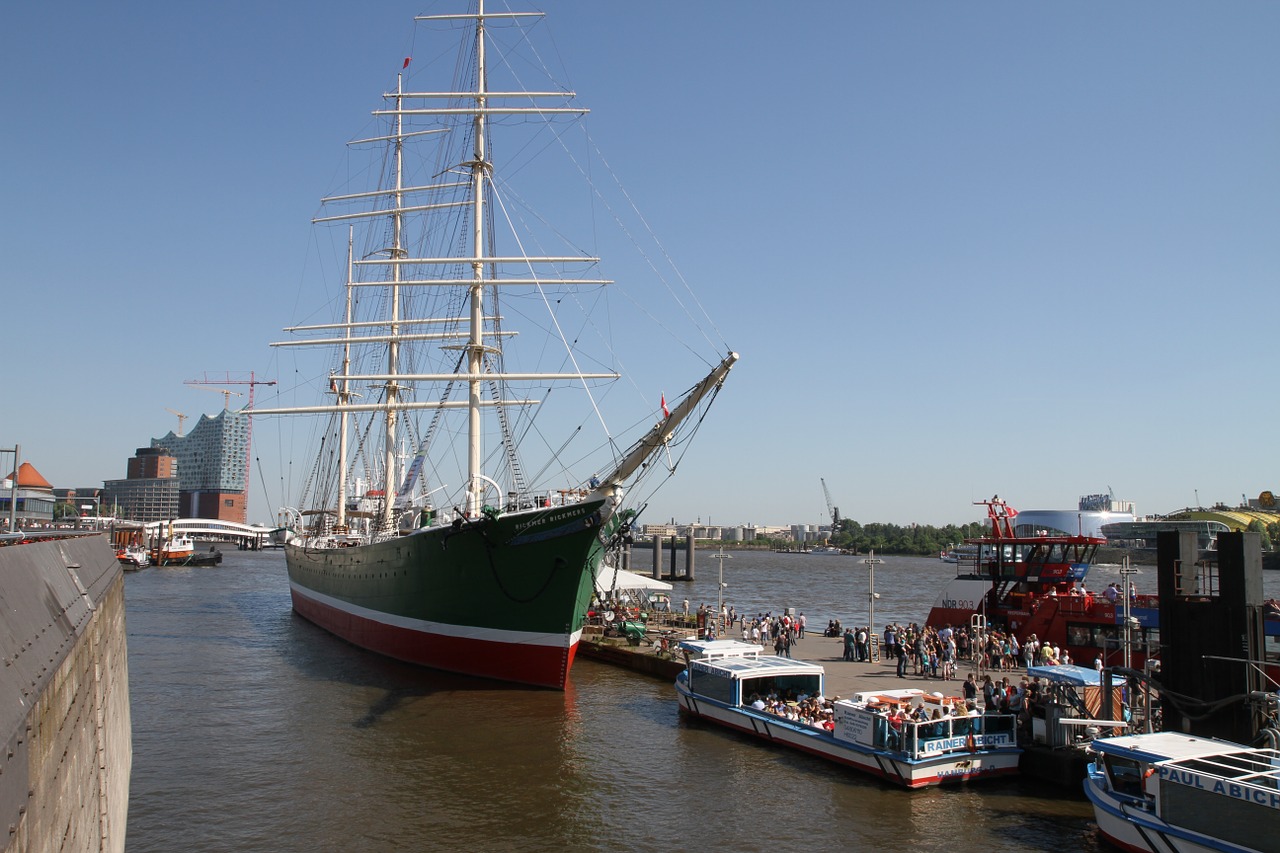 Hamburgas, Vokietija, Laivas, Jūros Tiltas, Upė, Nemokamos Nuotraukos,  Nemokama Licenzija