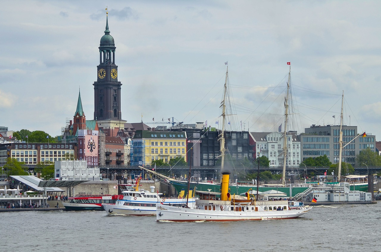 Hamburgas, Uostas, Elbe, Laivas, Hamburgo Uostas, Hamburg Landungsbrücken, Vanduo, Uosto Miestas, Hanseatic, Hamburgo Panorama
