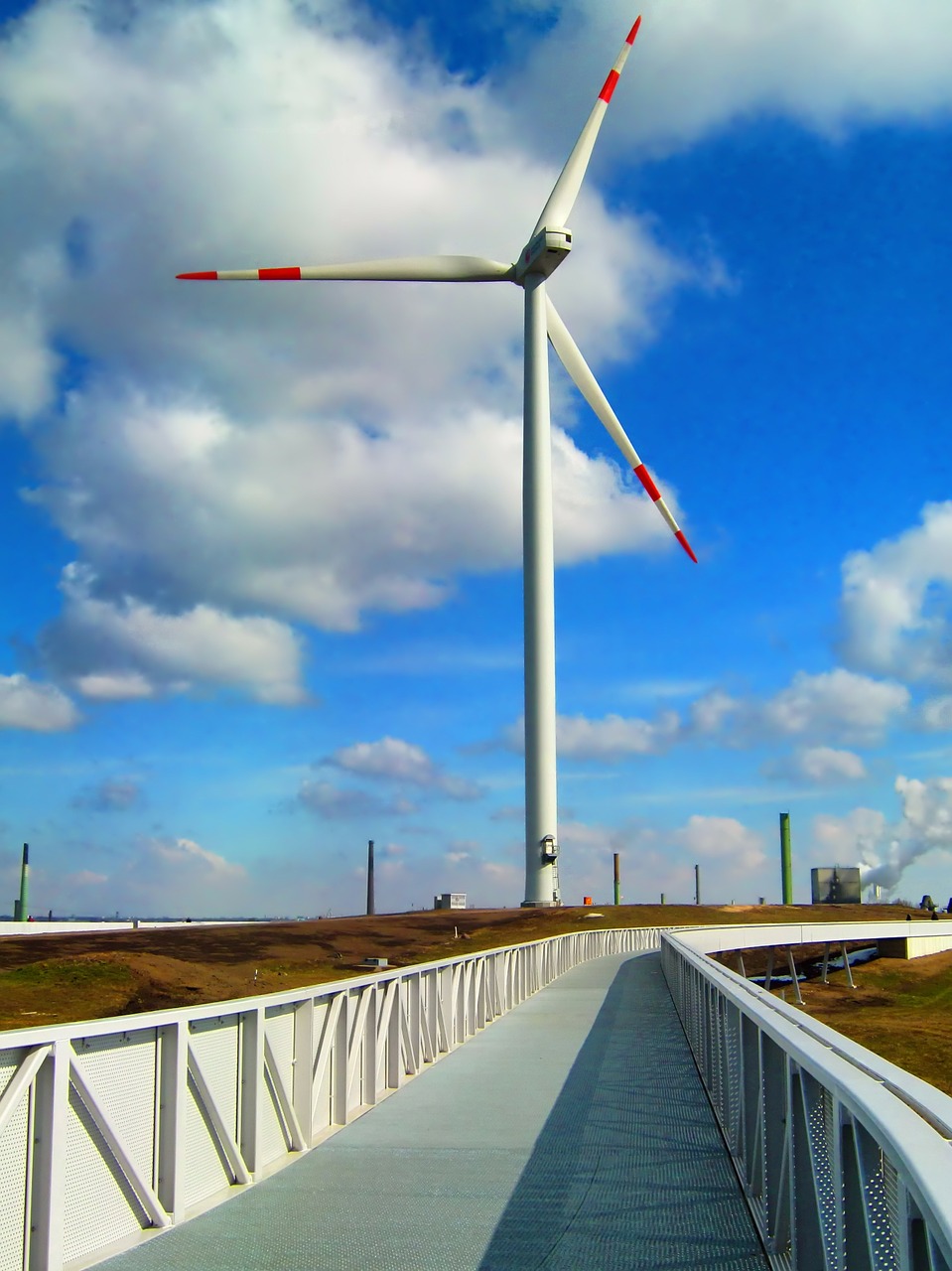 Hamburg-Wihelmsburg, Vokietija, Vėjo Malūnas, Turbina, Architektūra, Alternatyvi Energija, Vėjas, Elektrinis, Galia, Dangus