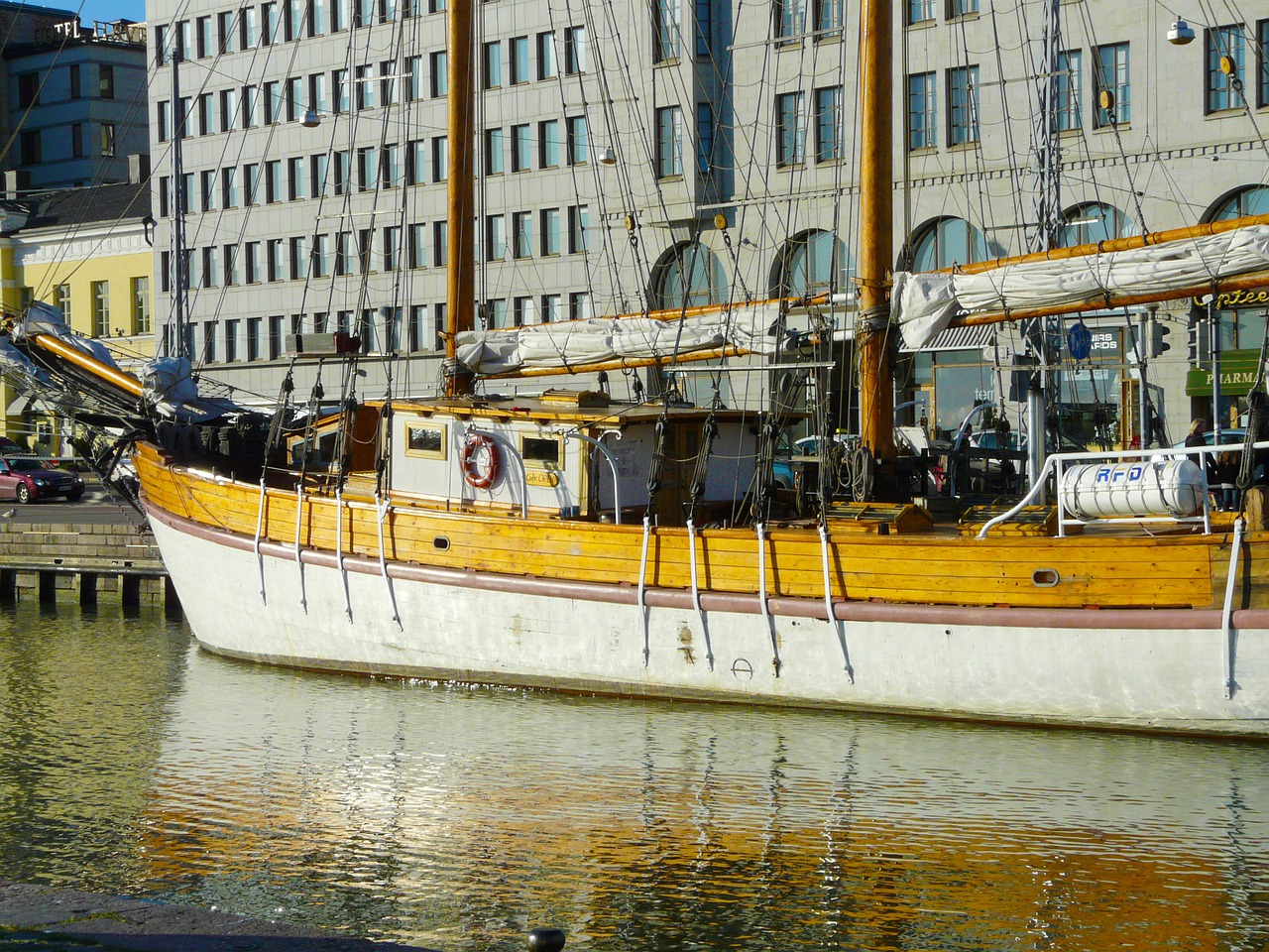 Uostas, Heisinkų Uostas, Turgaus Aikštė, Helsinki, Finland, Valtis, Laivas, Tradicija, Buriavimas, Jachta