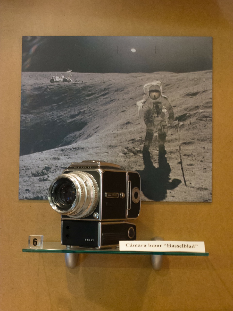 Hasselblad, Fotoaparatas, Nuotrauka, Mėnulis, Mėnulis, Foto Muziejus, Astronautas, Vyras, Eksperimentinė Fizika, Mokslinė Fantastika