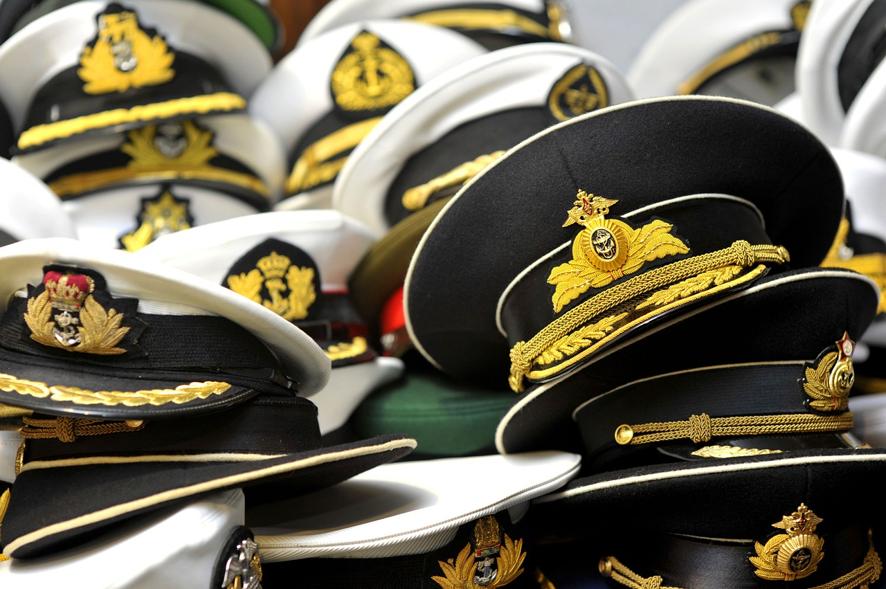 Skrybėlės, Stalas, Karinis Jūrų Laivynas, Atstovai, Simpoziumas, Konferencija, Susitikimas, Pareigūnas, Jūrinis, Uniforma