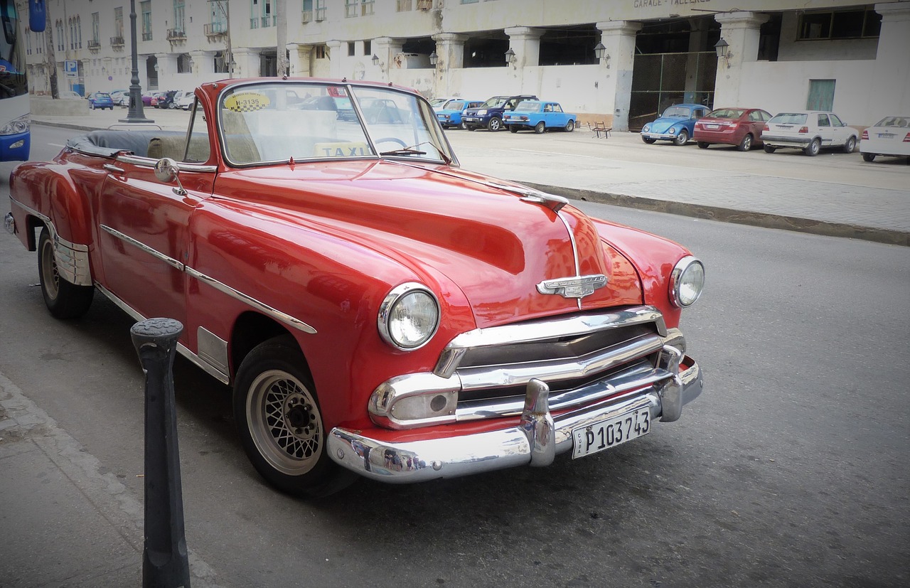 Havana, Kuba, Oldtimer, Transporto Priemonė, Klasikinis, Automobiliai, Raudona, Nostalgiškas, Retro, Usa