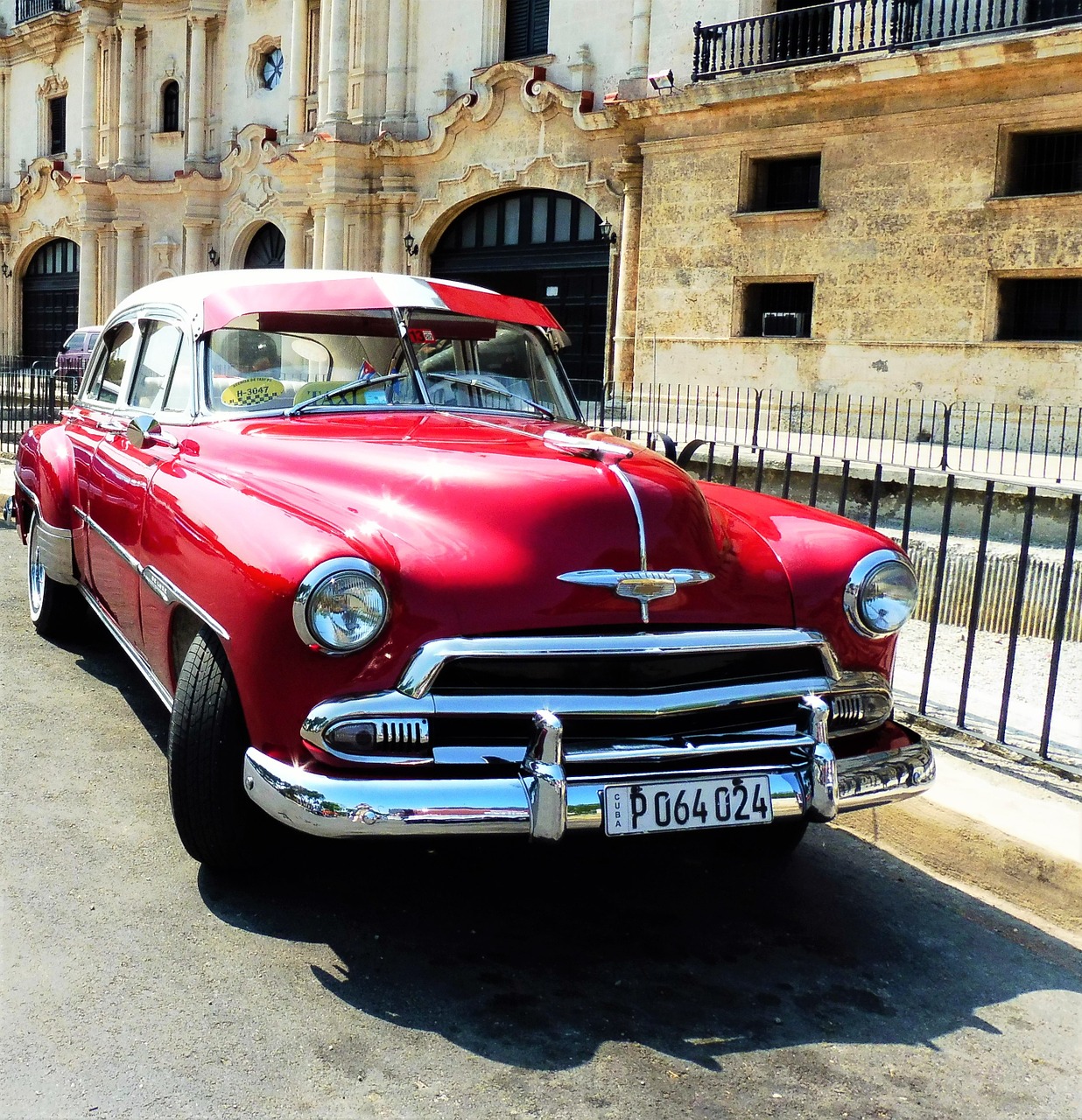 Havana, Kuba, Automatinis, Transporto Priemonė, Amerikietiškas Automobilis, Amerikietis, Klasikinis, 50, Raudona, Nemokamos Nuotraukos