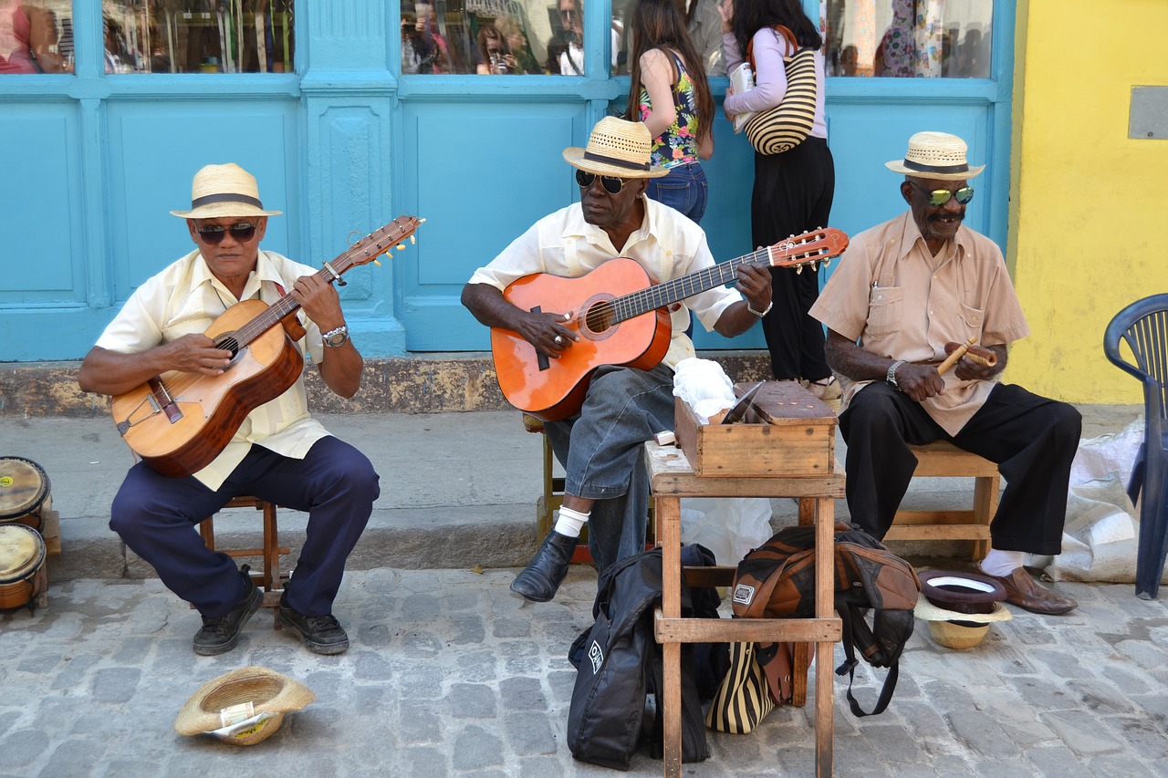 Havana, Kuba, Muzika, Požiūris Į Gyvenimą, Vyrai, Karibai, Gitara, Šventė, Nemokamos Nuotraukos,  Nemokama Licenzija