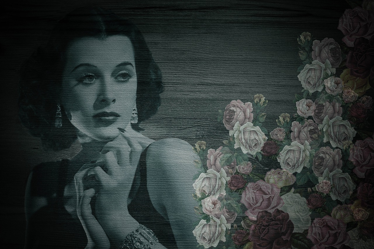 Hedy Lamarr, Aktorė, Vintage, Ant Medžio, Grožis, Rožės, Nostalgiškas, Romantiškas, Diva, Plakatas